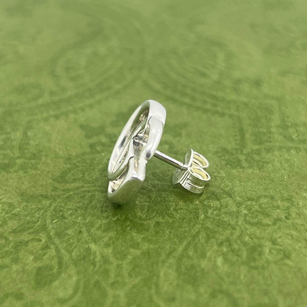 GUCCI ダブルG スタッズ 片耳 ピアス 053361