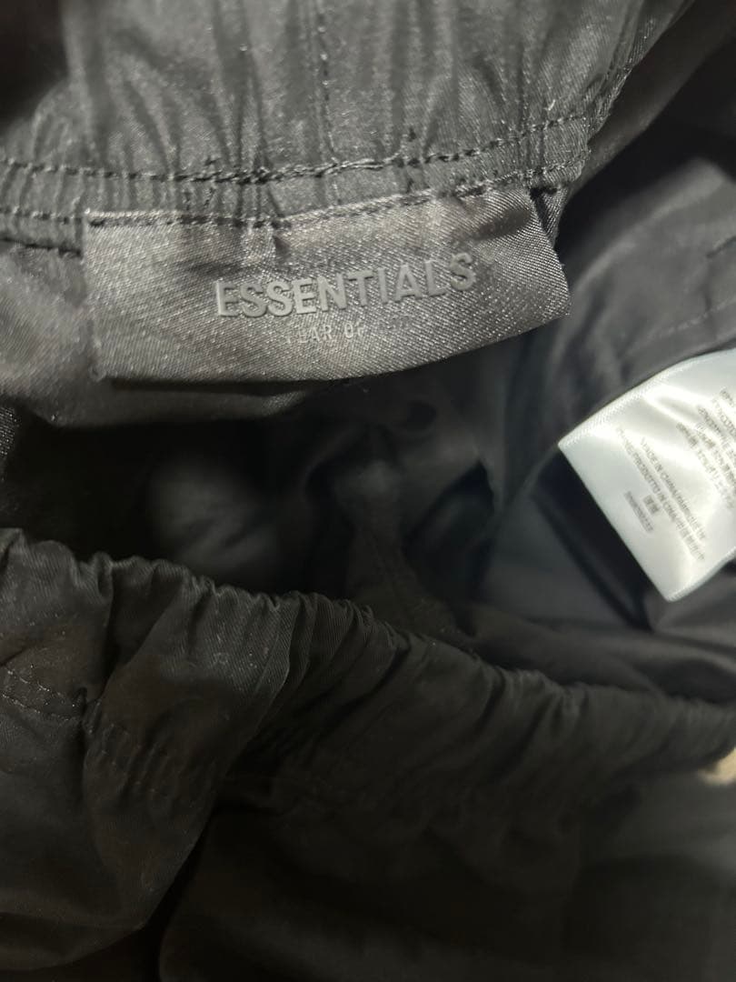 パンツ FEAR OF GOD ESSENTIALS RELAXED TROUSER