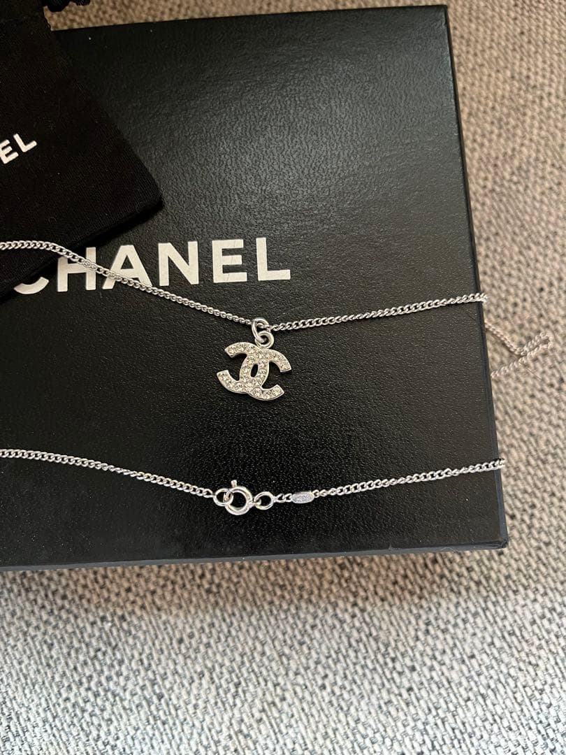 極美品　CHANEL シルバー ロゴ ネックレス　ココマーク　ストーン　正規品