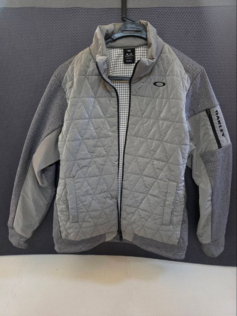 【OAKLEY】HYBRID PUFF FLEECE グレー　XL