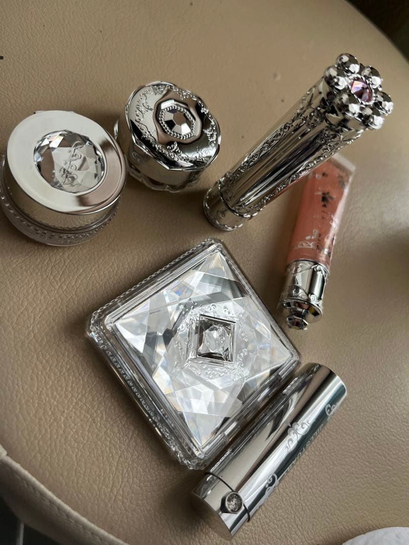 未使用　メイクアップ　コスメ　口紅　アイシャドウ　リップグロス　メイクアップ