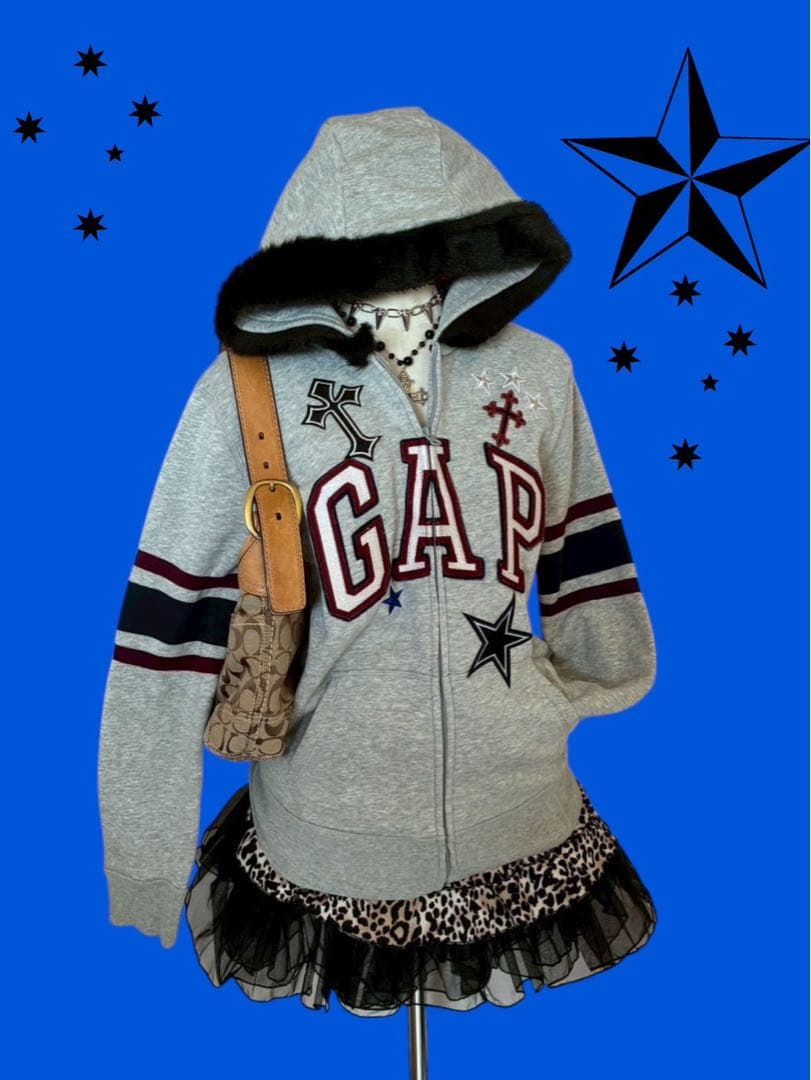 レア★ファーGAP十字架ワッペン星y2kパーカー　平成ギャルNANAストリート