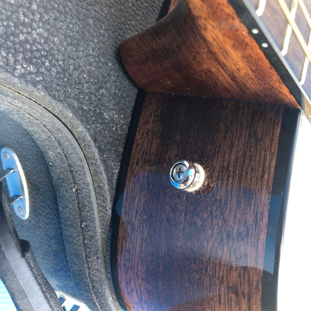 Fender アコースティックギターとハードケース　CF60 NAT ギター台付