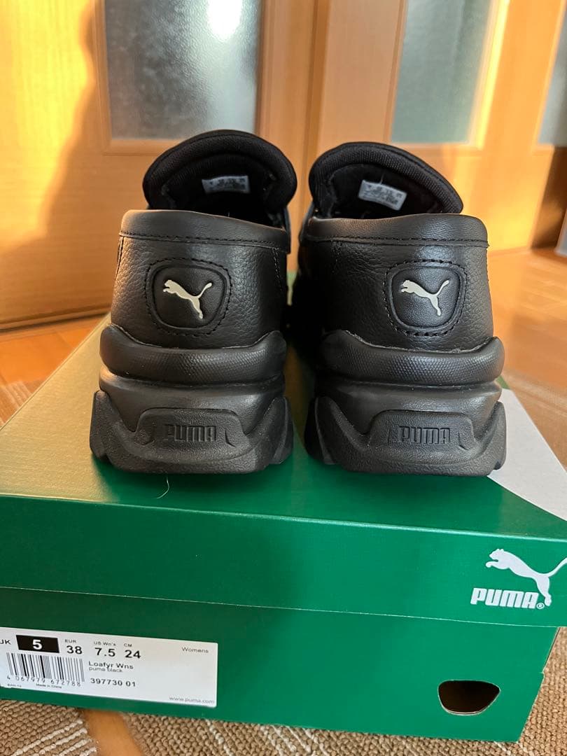 PUMAレディース SOPHYR ローファー 397730スニーカー　24㎝