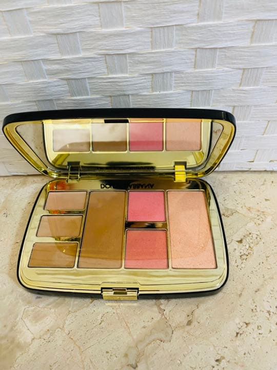 ドルチェスキン オールインワン フェイスパレット