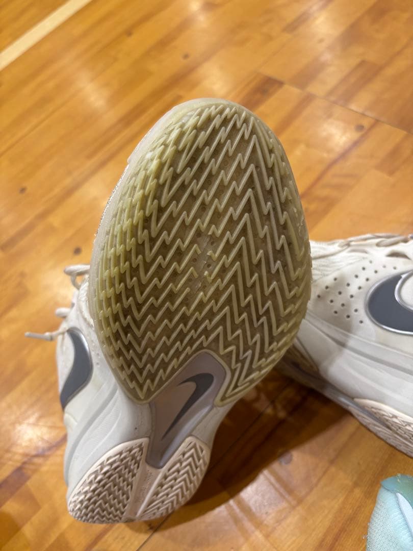 GTカット3 Nike バスケットボールシューズ