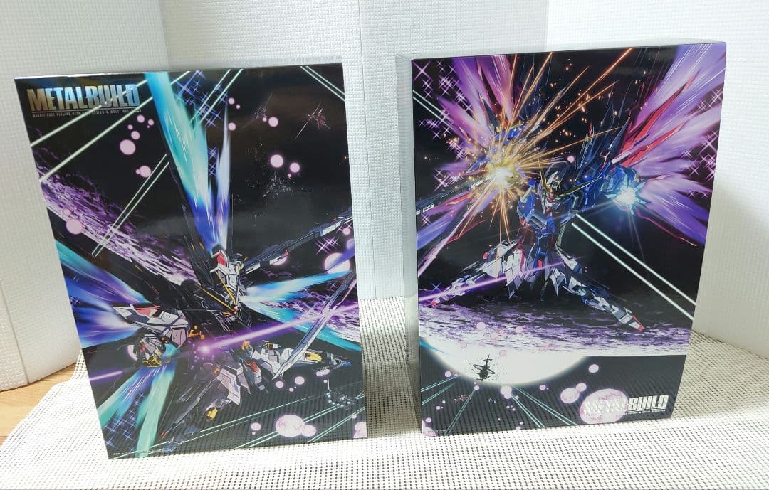 メタルビルド　 デスティニー　ストライクフリーダム　 光の翼セット