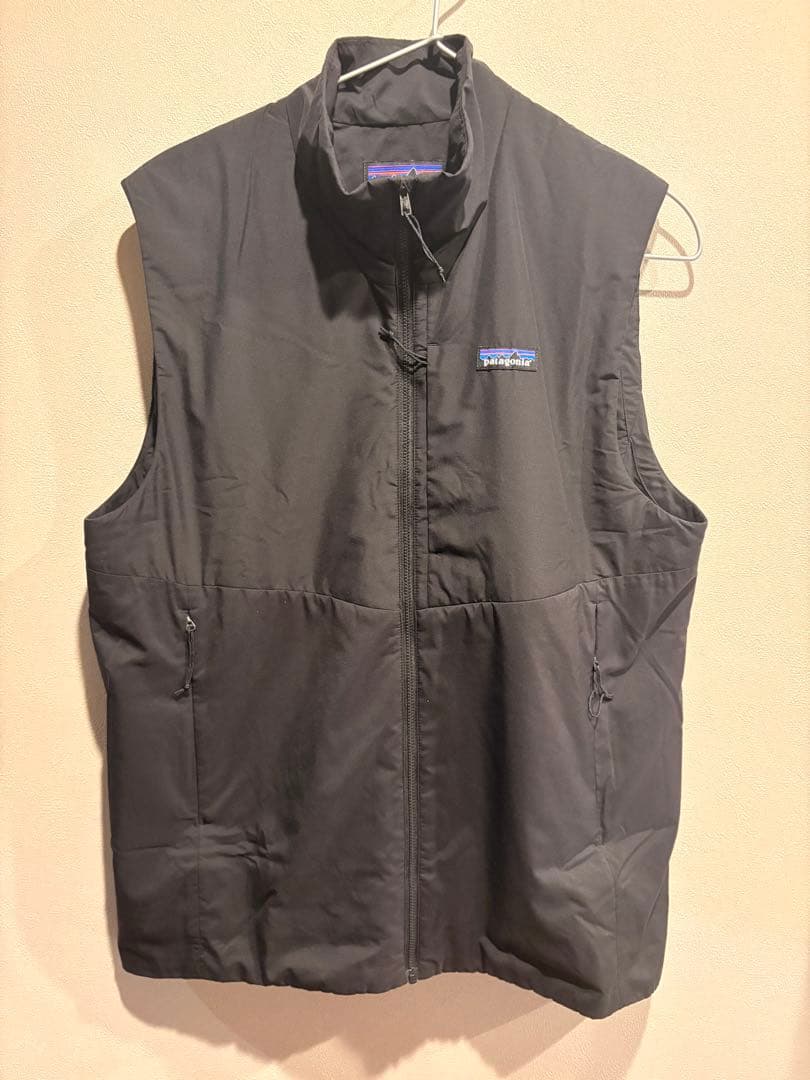 patagonia パタゴニア ナノエア ライト ベスト 黒 Ｌ 83900