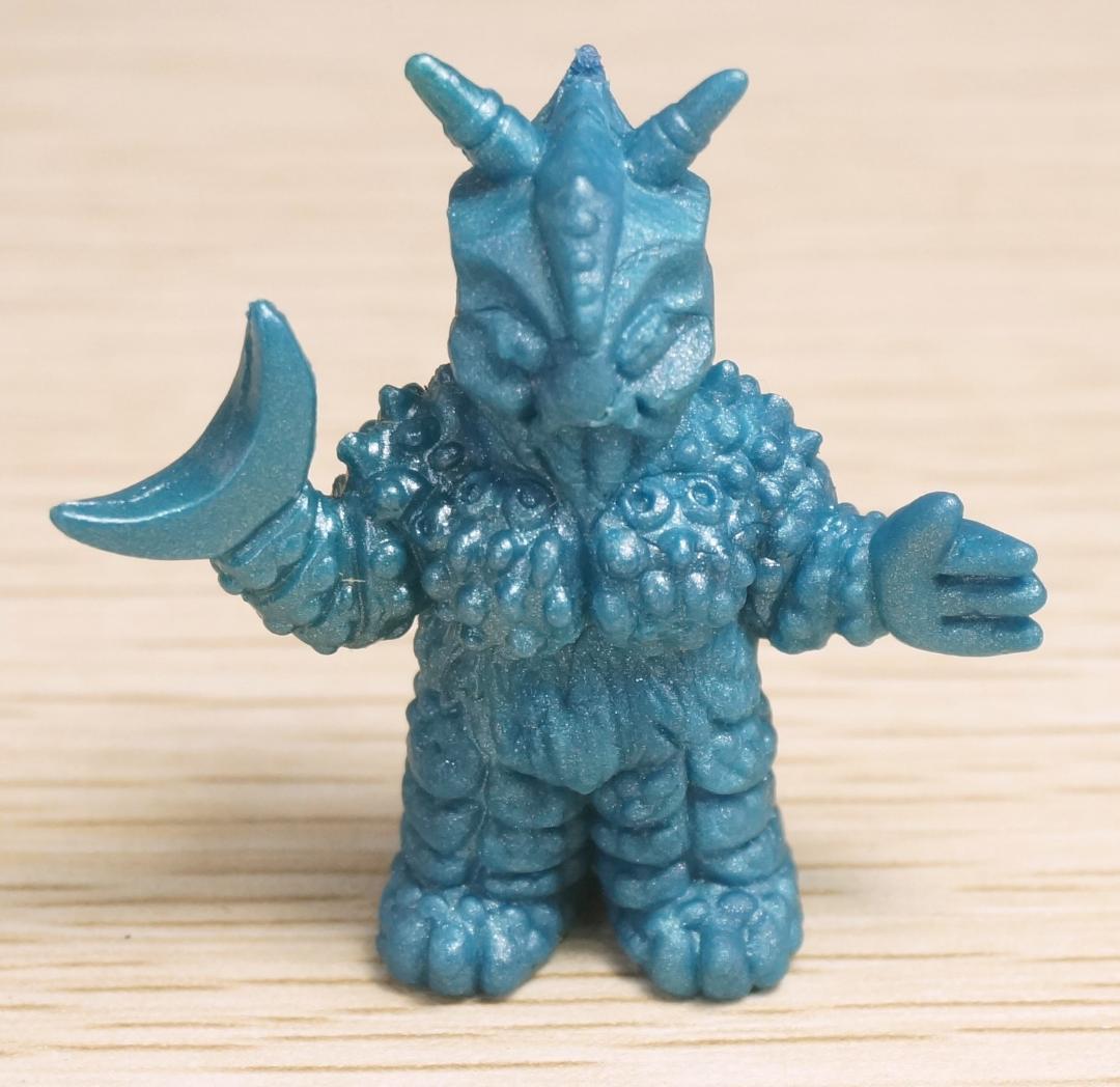 ポピー製　ウルトラマン怪獣消しゴム　巨大ヤプール　メタリックブルー