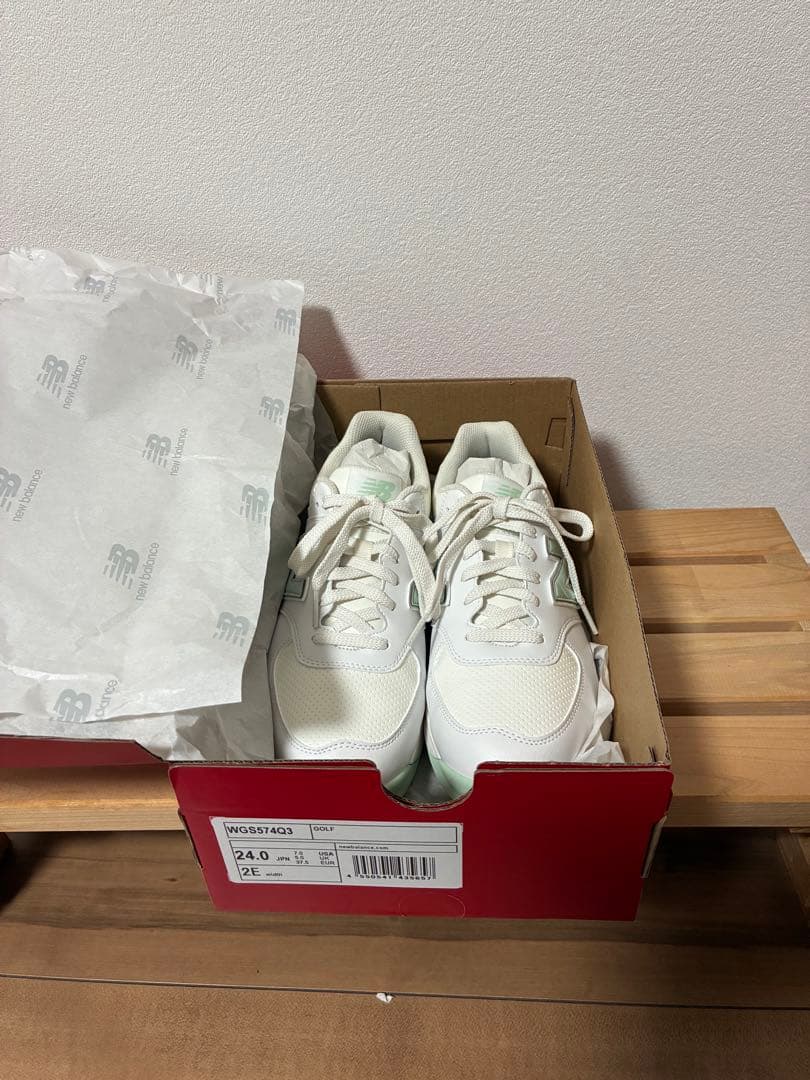 ニューバランスレディースゴルフシューズ24センチ