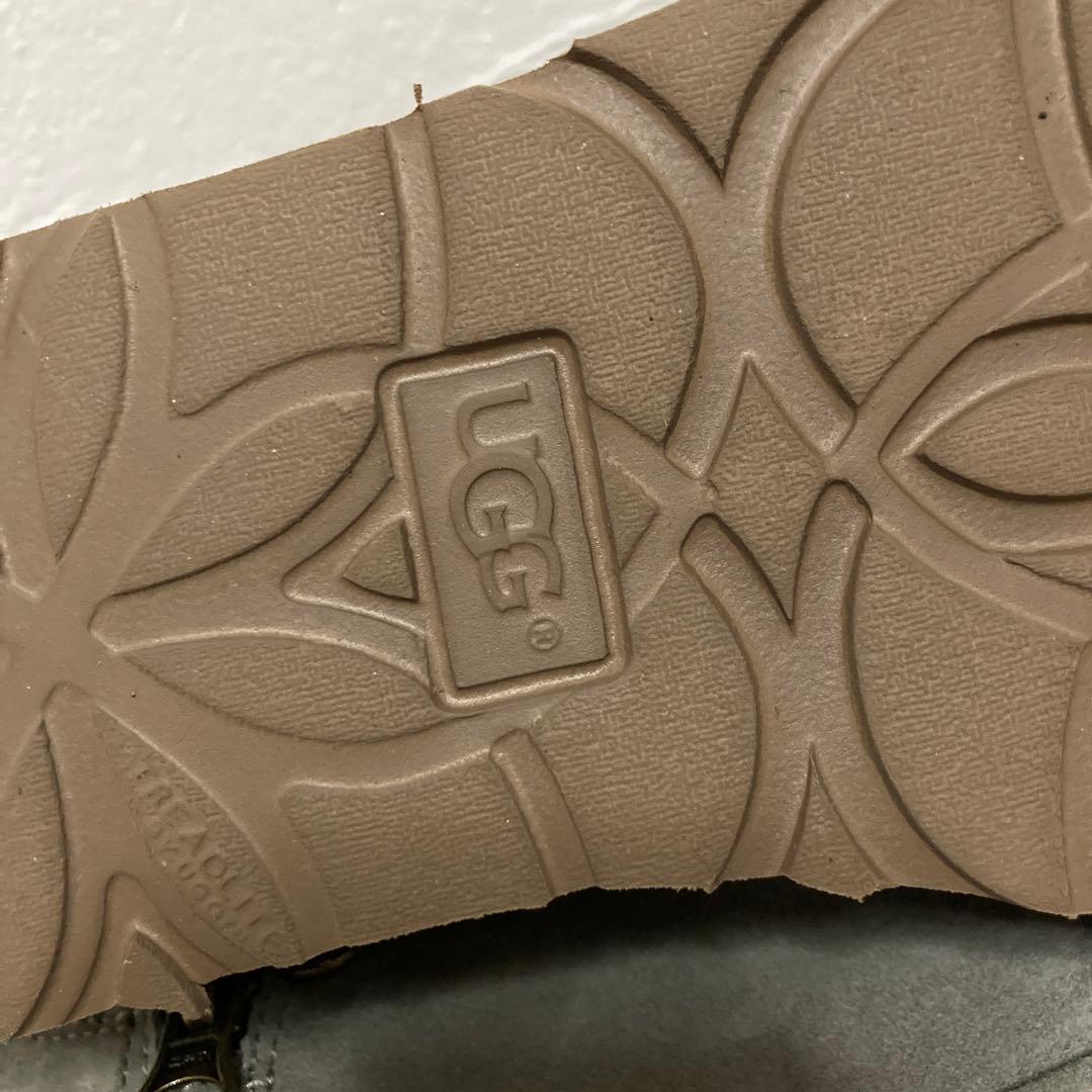 UGG アグー グレー ムートンブーツ 24センチ 未使用品 美品　冬靴