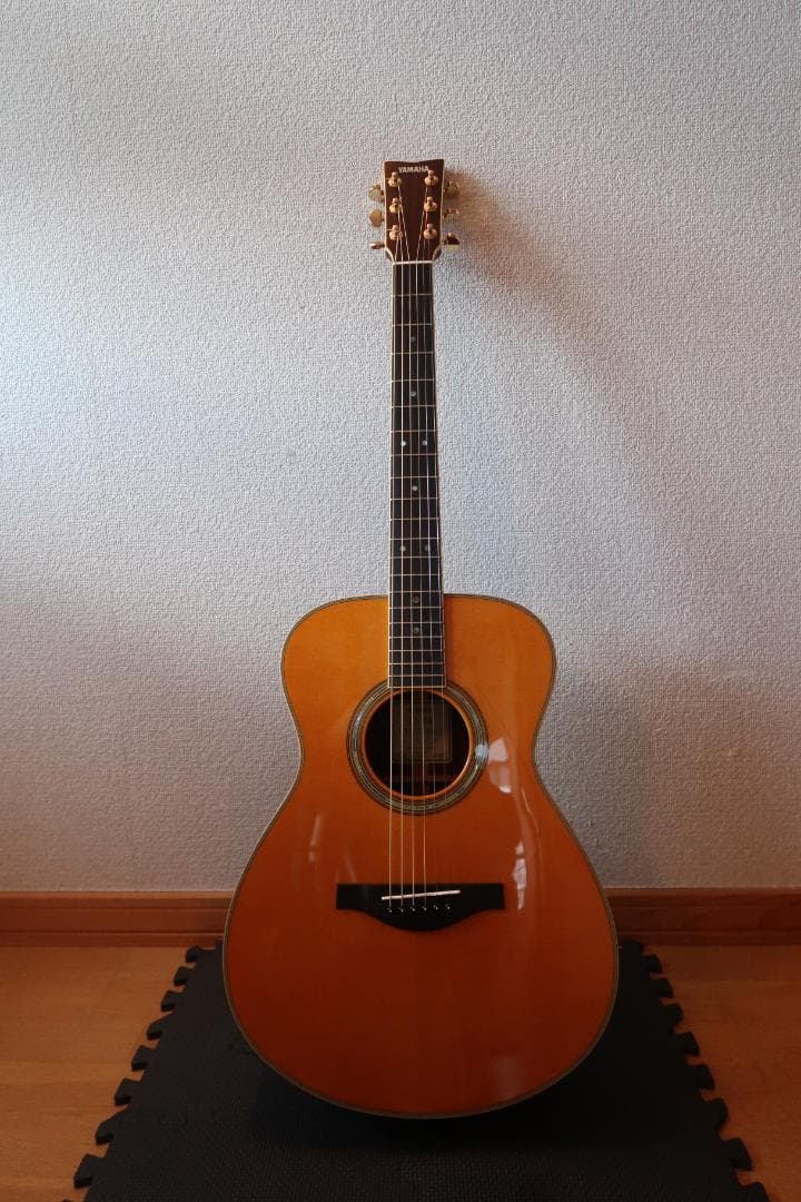 YAMAHA LS-TAトランスアコースティックギター+YAMAHAケース