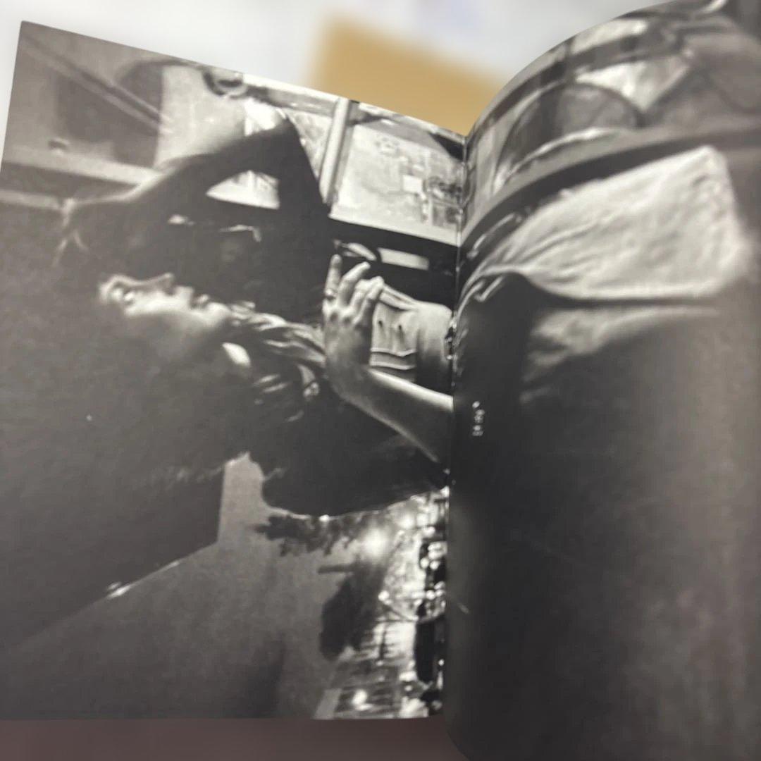 洋書 BIKE KILL JULIE GLASSBERG 19/25