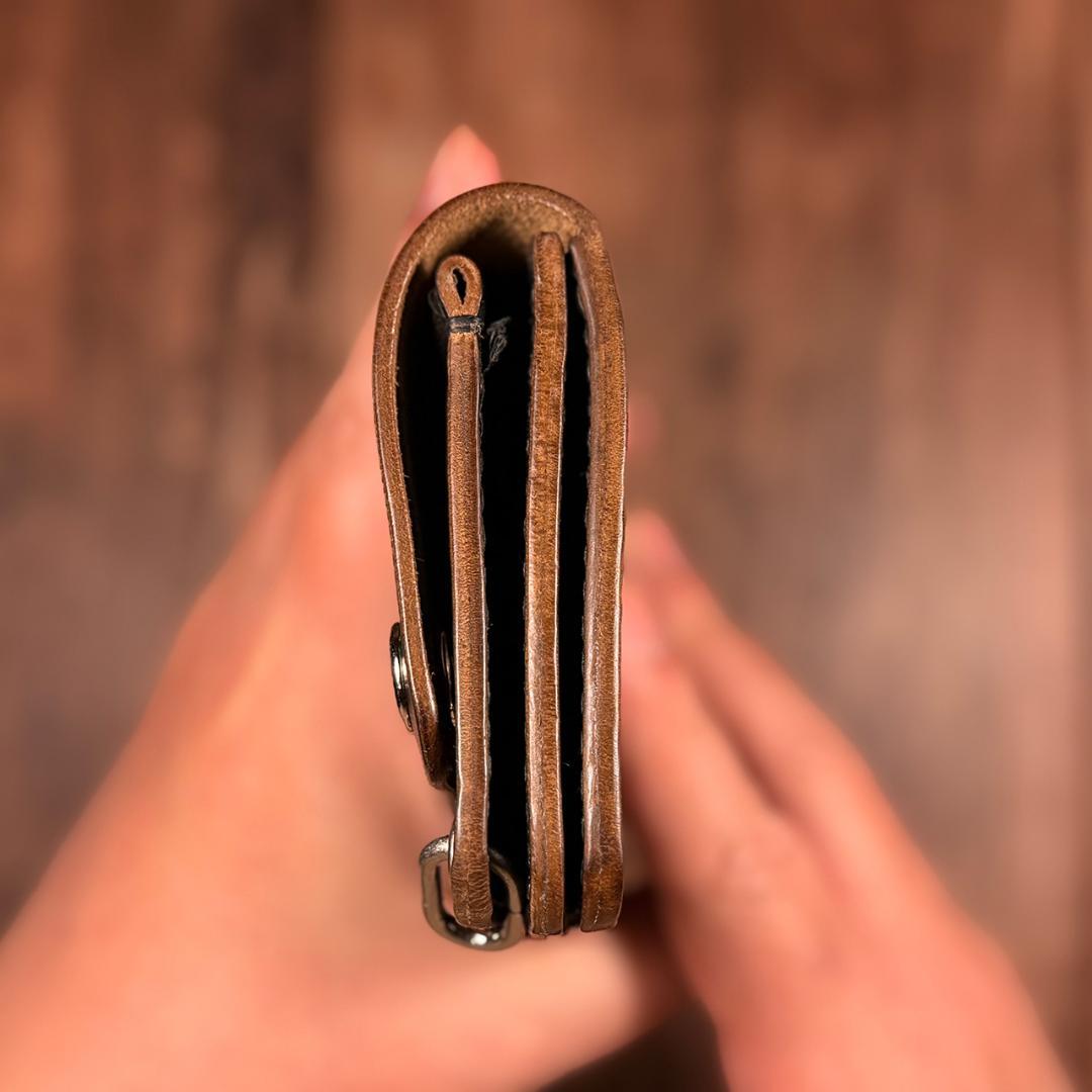 ホースバット・茶芯ブラック・ロングトラッカーウォレット – レザー長財布