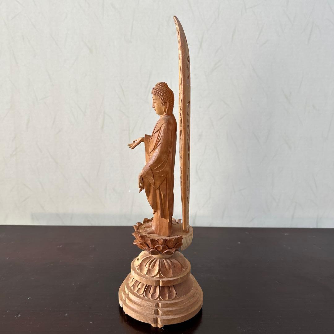 阿弥陀如来立像