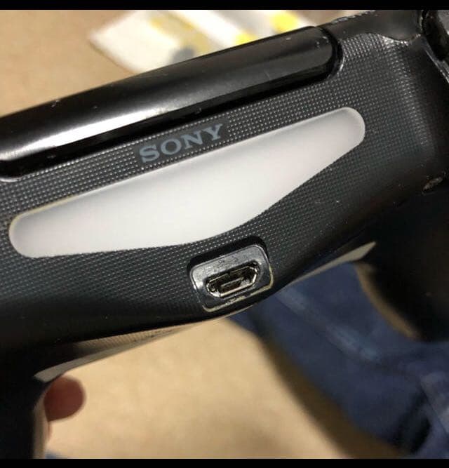 playstation4本体 充電器 コントローラー ソフト