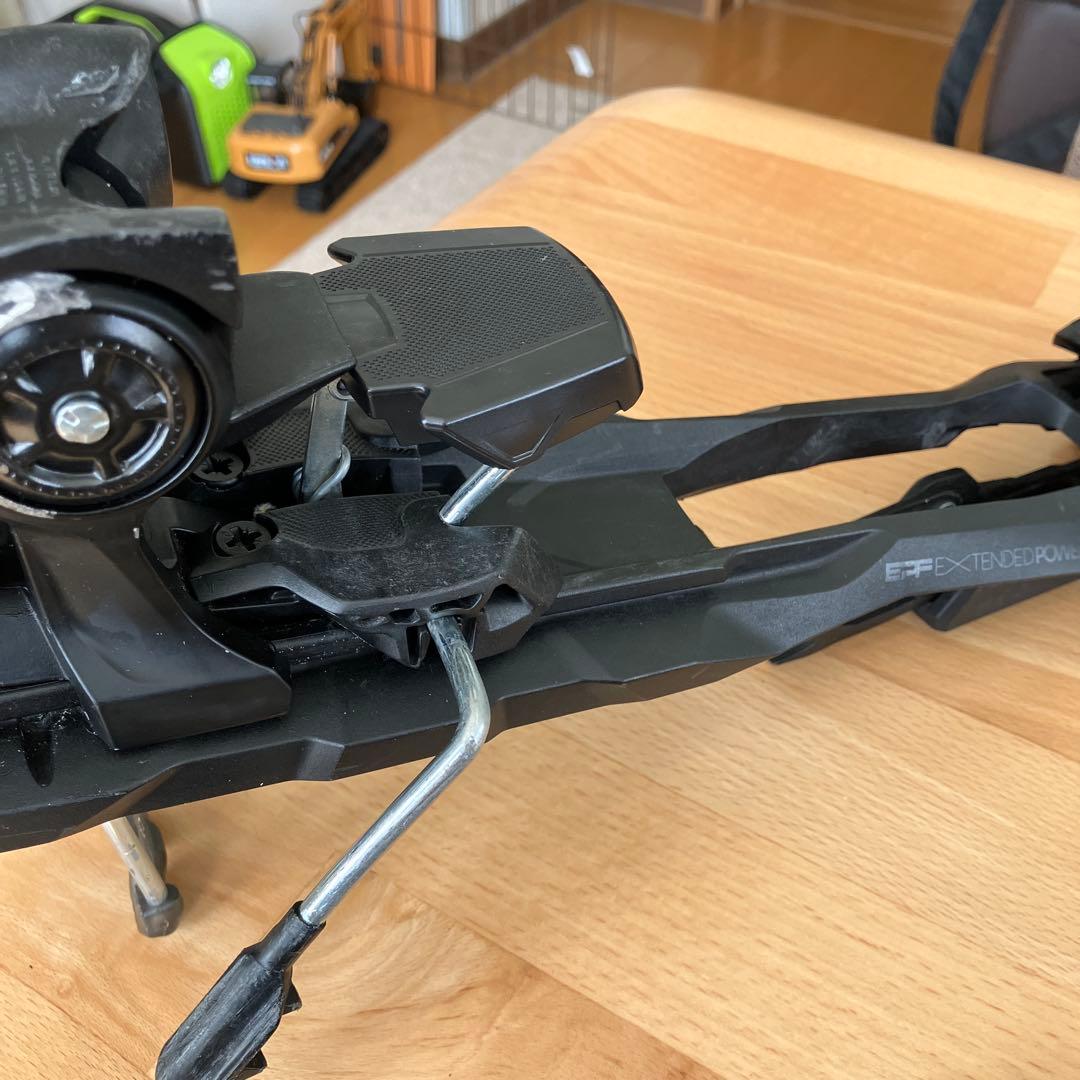 マーカー　ツアービンディング　バックカントリースキー