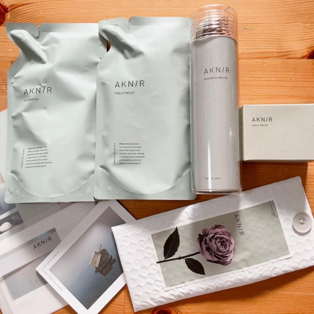 アクニー シャンプー＆コンディショナー ブラシ 他セット