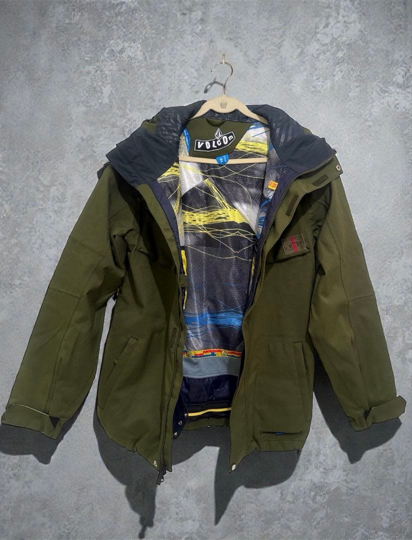VOLCOM ボルコム　スノボウェア