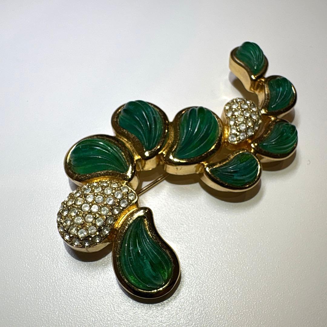 grosse ヴィンテージブローチ