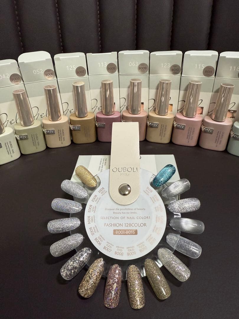 ☆新品未使用☆ラメ＆マグネット16色セット◇カラーチャート付き！