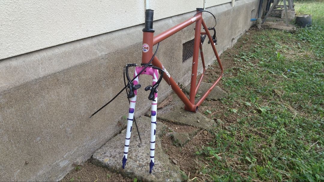 cinelli tutto Mサイズ ピストフレーム　ブレーキ付属