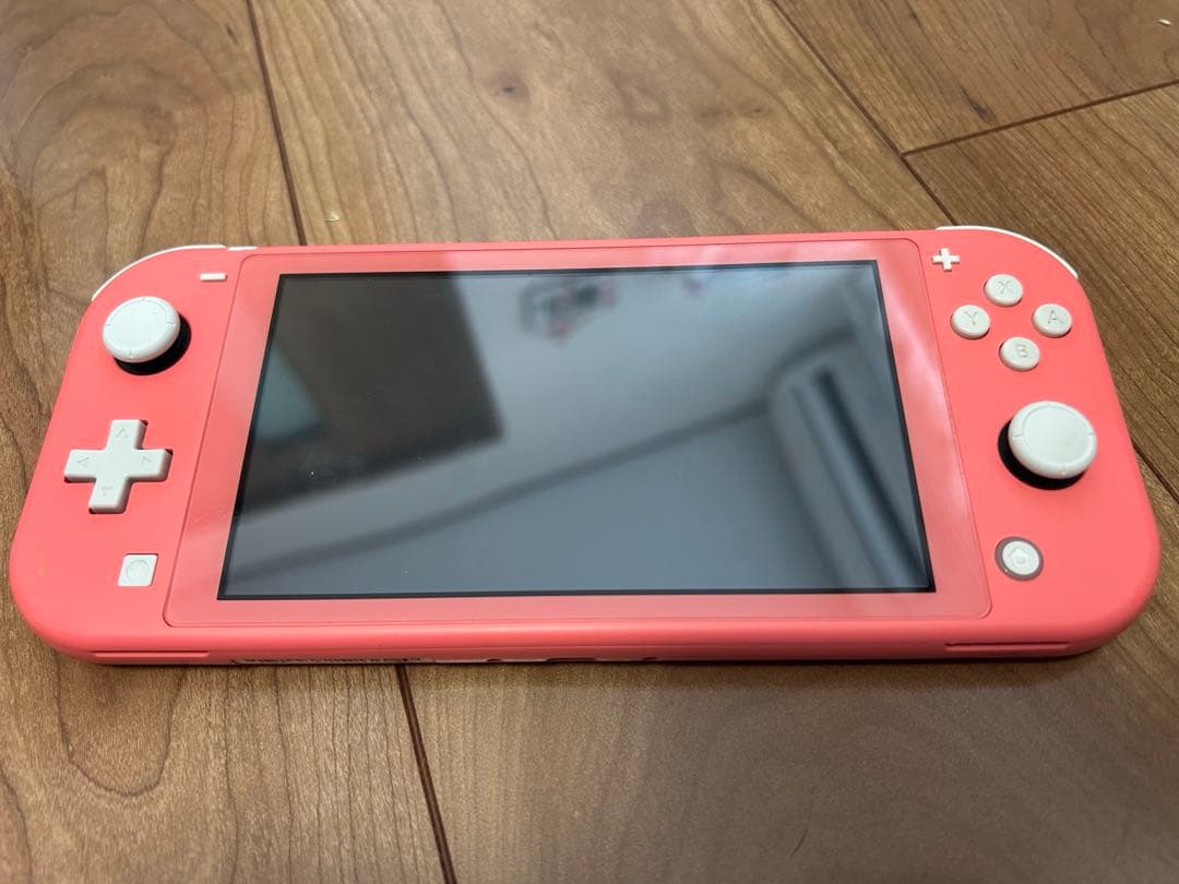 Nintendo Switch Light ピンクジャンク品