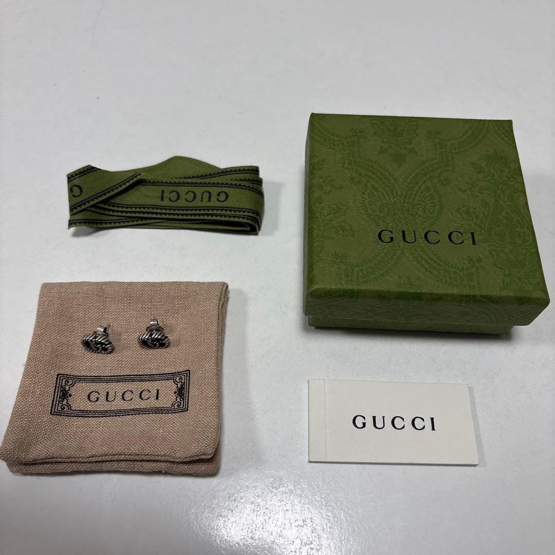GUCCI グッチ ダブルG ピアス