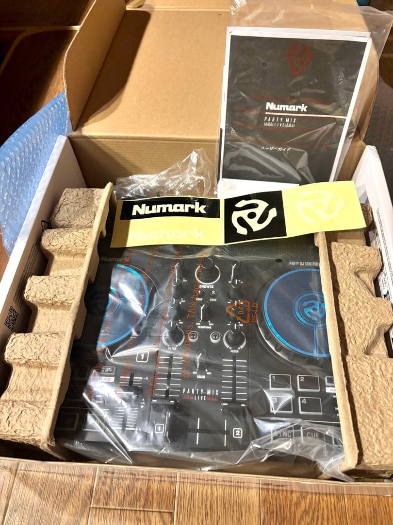 【新品】Numark Party Mix Live スピーカー内蔵