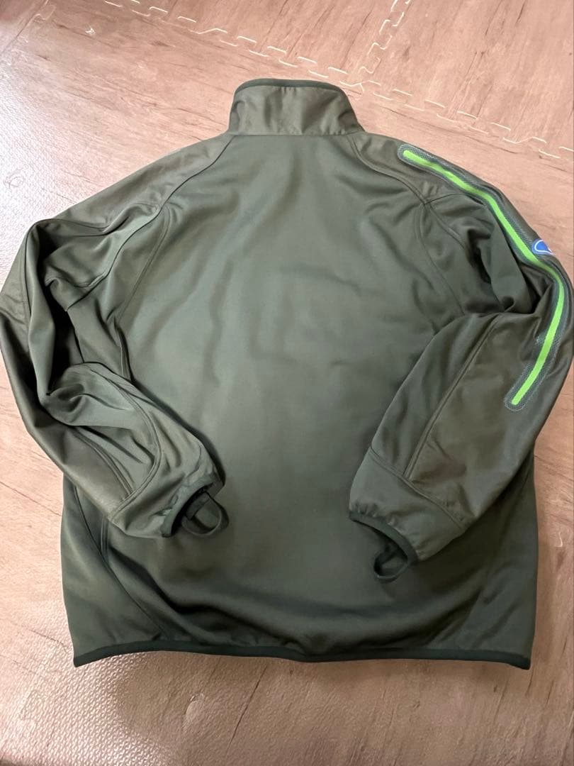 【最終価格】MIZUNO ミドルレイヤー スキー/スノーボードウェア