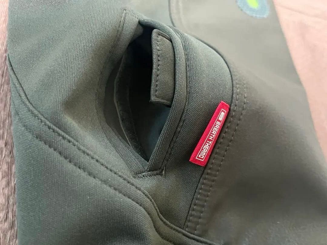 【最終価格】MIZUNO ミドルレイヤー スキー/スノーボードウェア