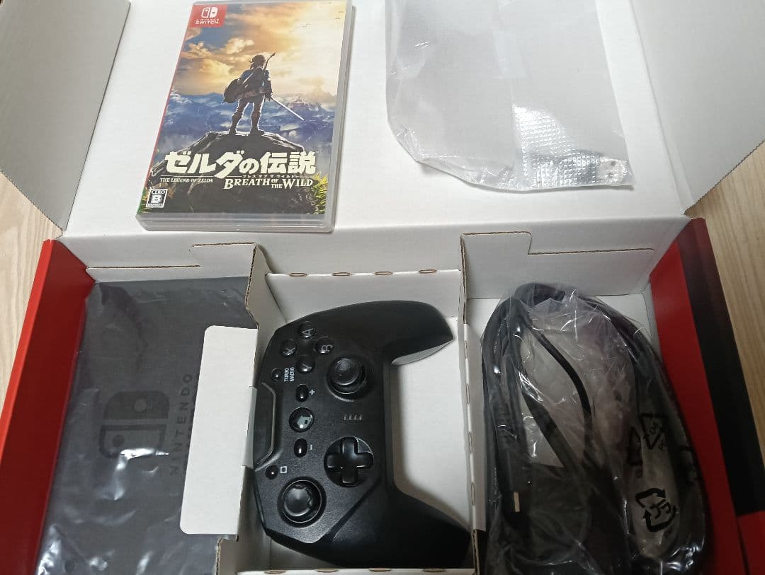 Nintendo Switch 本体 青赤 ゼルダの伝説 ブレスオブザワイルド