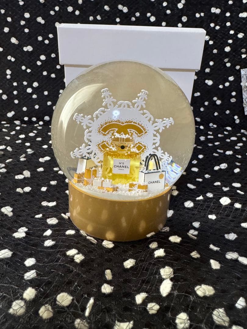 ちゃまるCHANEL 2024限定スノードームノベルティ