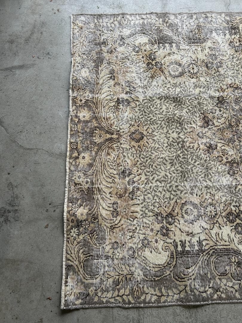 【Vintage rug】オーバーダイ｜194 x 279 cm｜トルコラグ