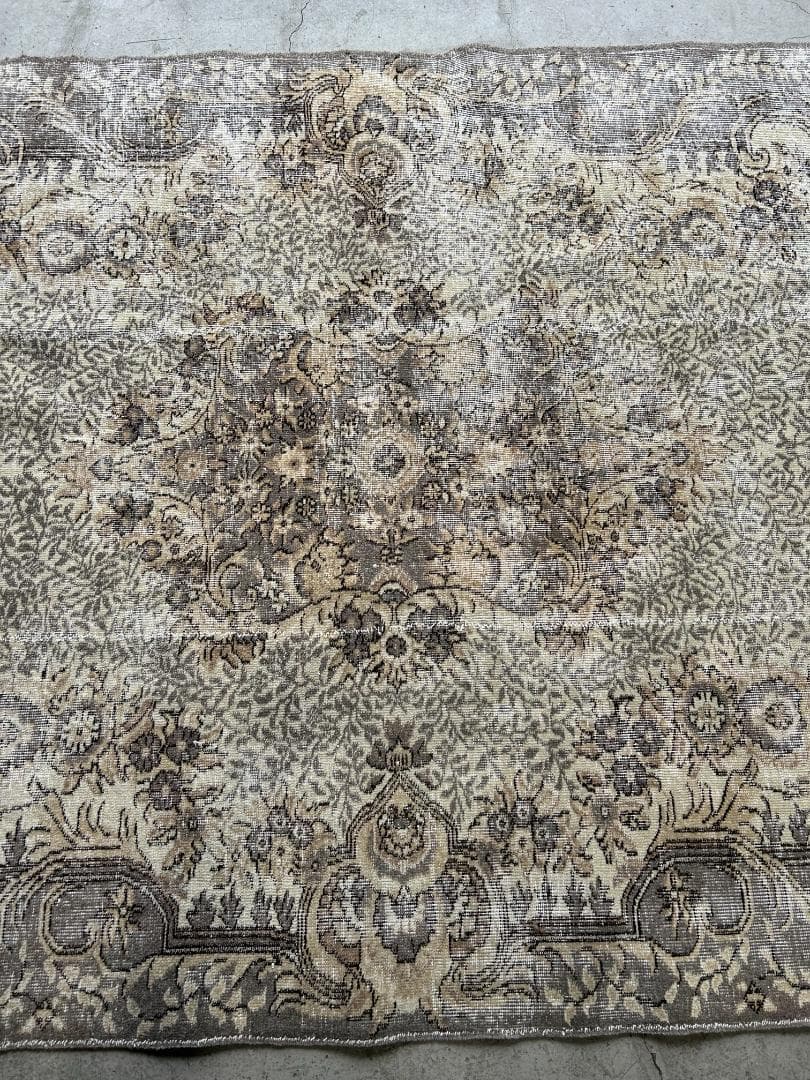 【Vintage rug】オーバーダイ｜194 x 279 cm｜トルコラグ