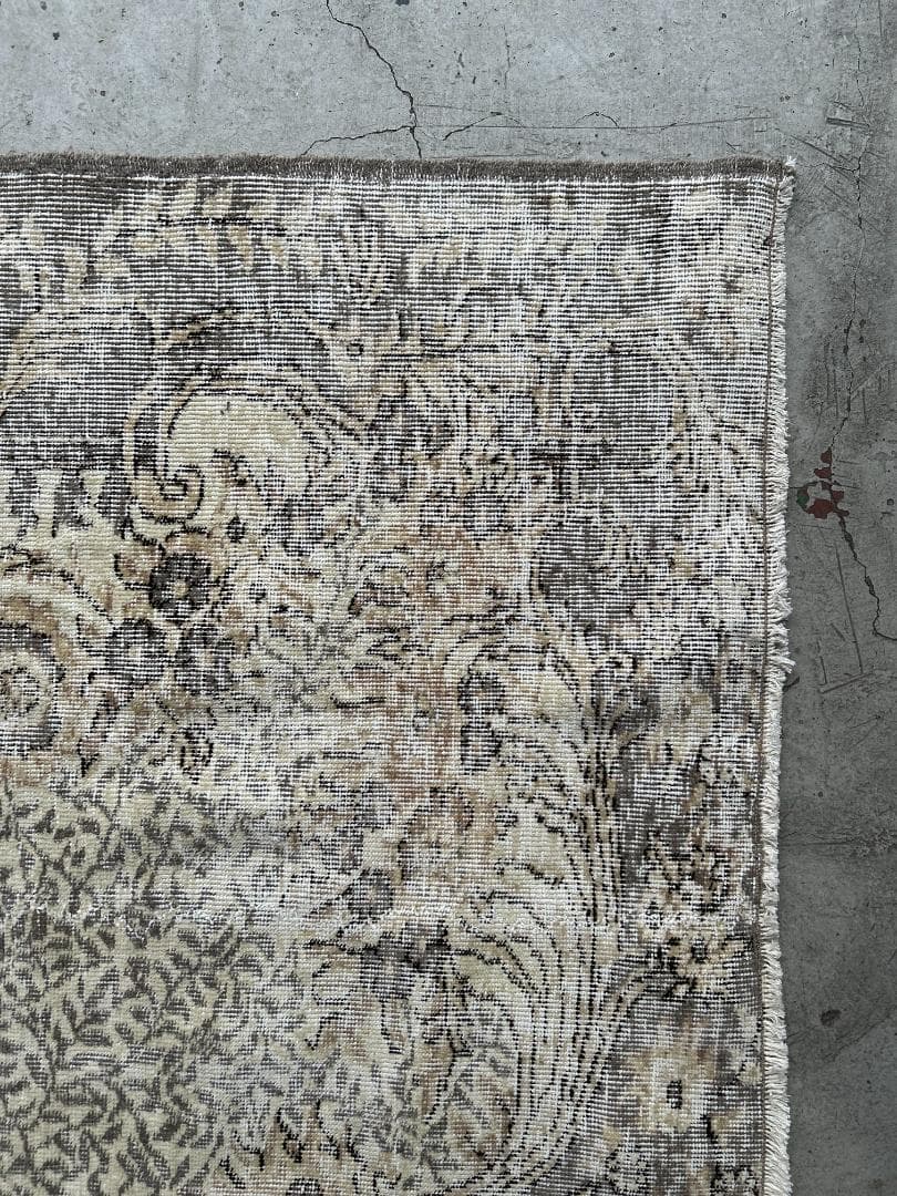 【Vintage rug】オーバーダイ｜194 x 279 cm｜トルコラグ
