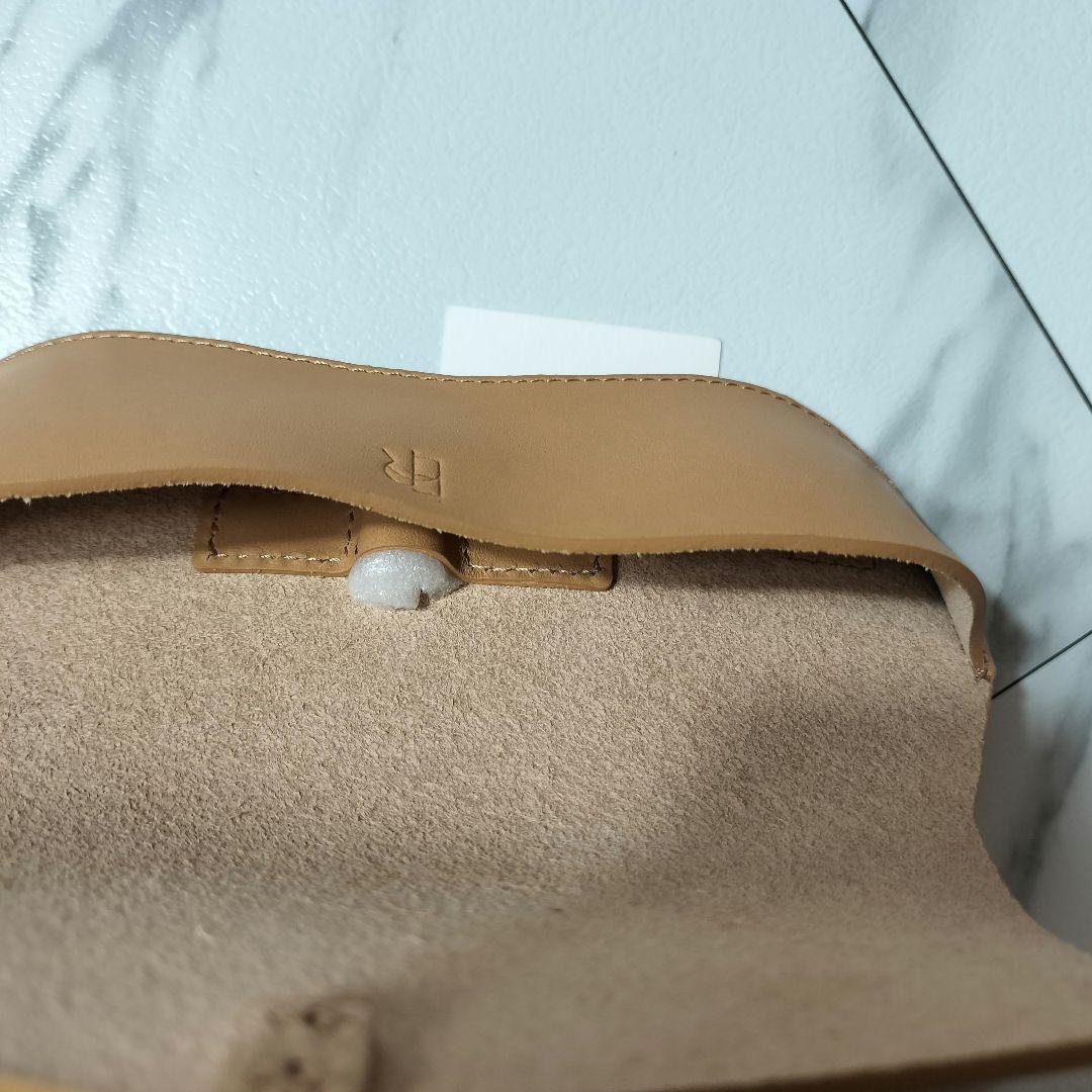 ETRE TOKYO タンドレザーサングラスケース ベージュ