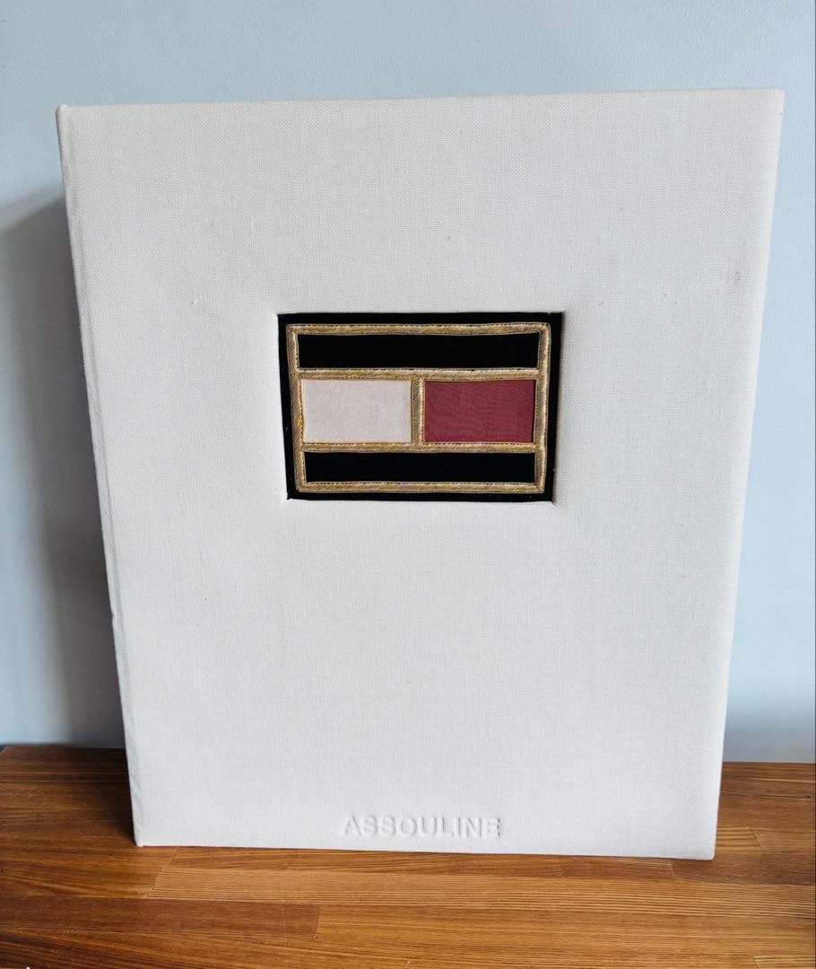 美品　トミー・ヒルフィガー　アートブック　写真集　ASSOULINE