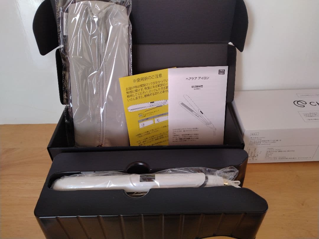 CHARLE ヘアアイロン ホワイト