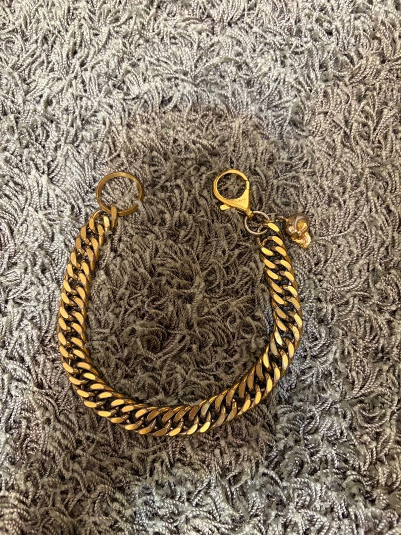 アレキサンダーマックイーン ゴールド チェーン スカルチャーム