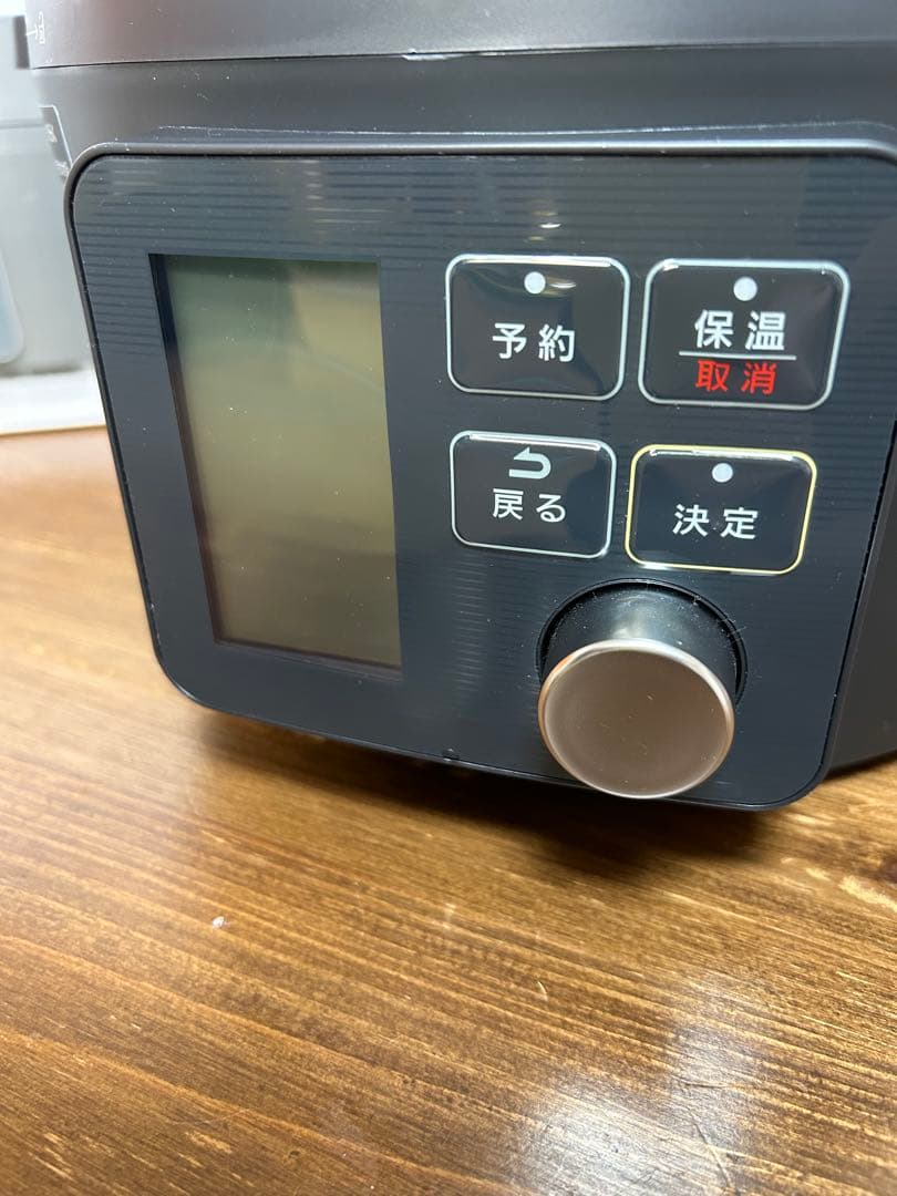 美品　アイリスオーヤマ　電気圧力鍋　4.0L