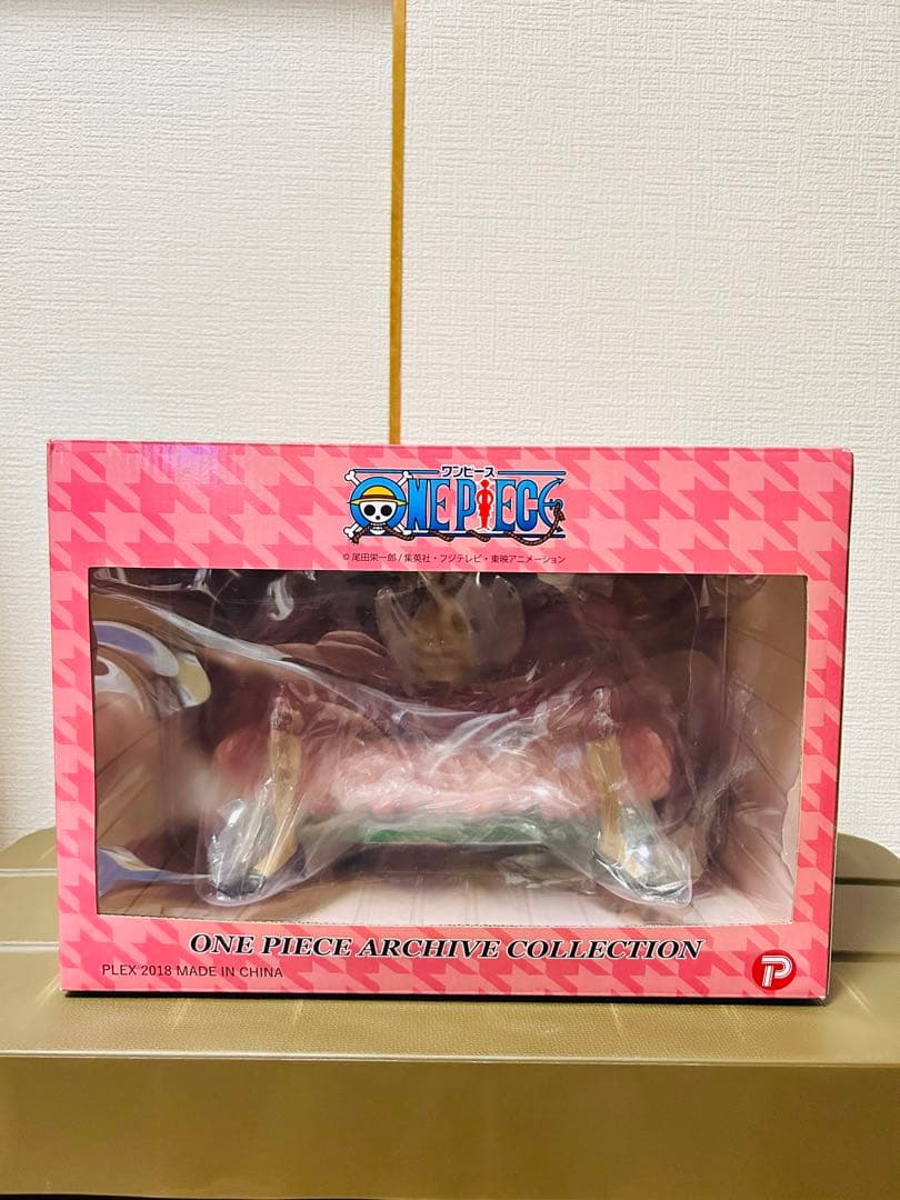 ドフラミンゴ　アーカイブコレクション ワンピース フィギュア