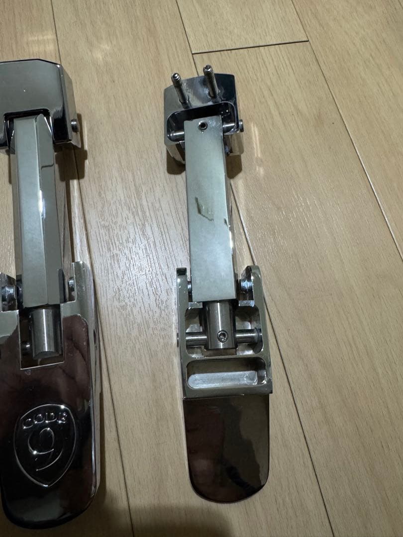 ハマーボンネットレバー