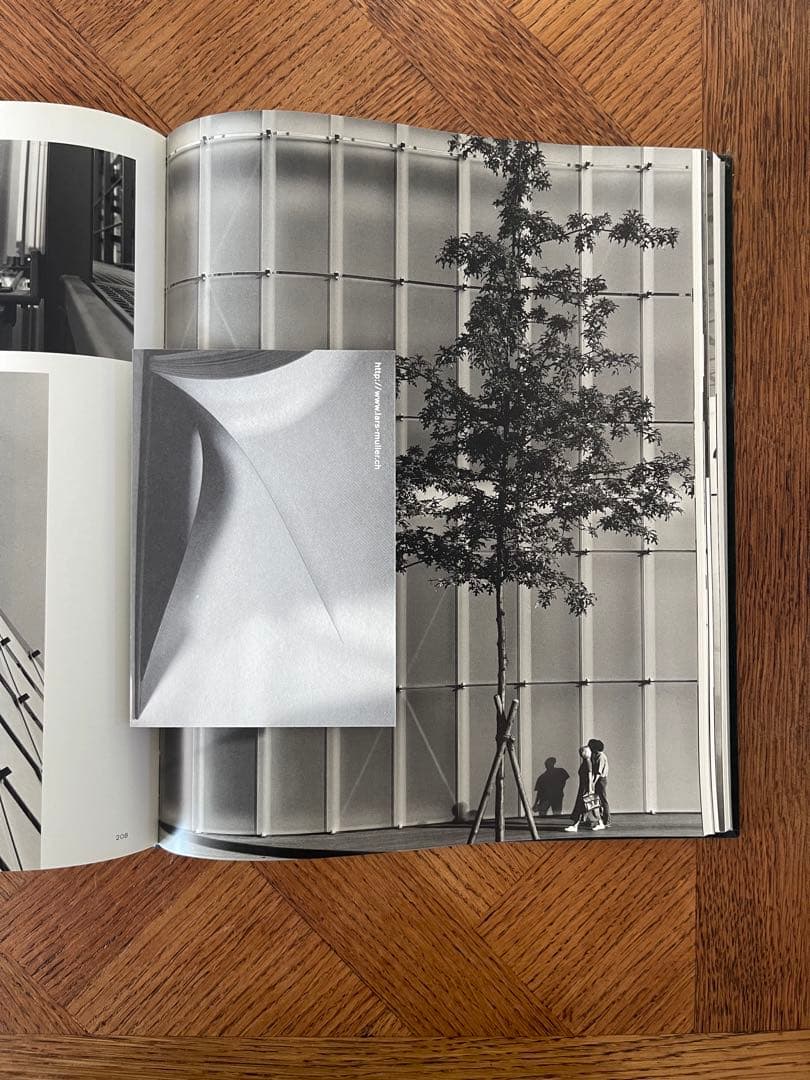 PETER ZUMTHOR WORKS 建築とプロジェクト