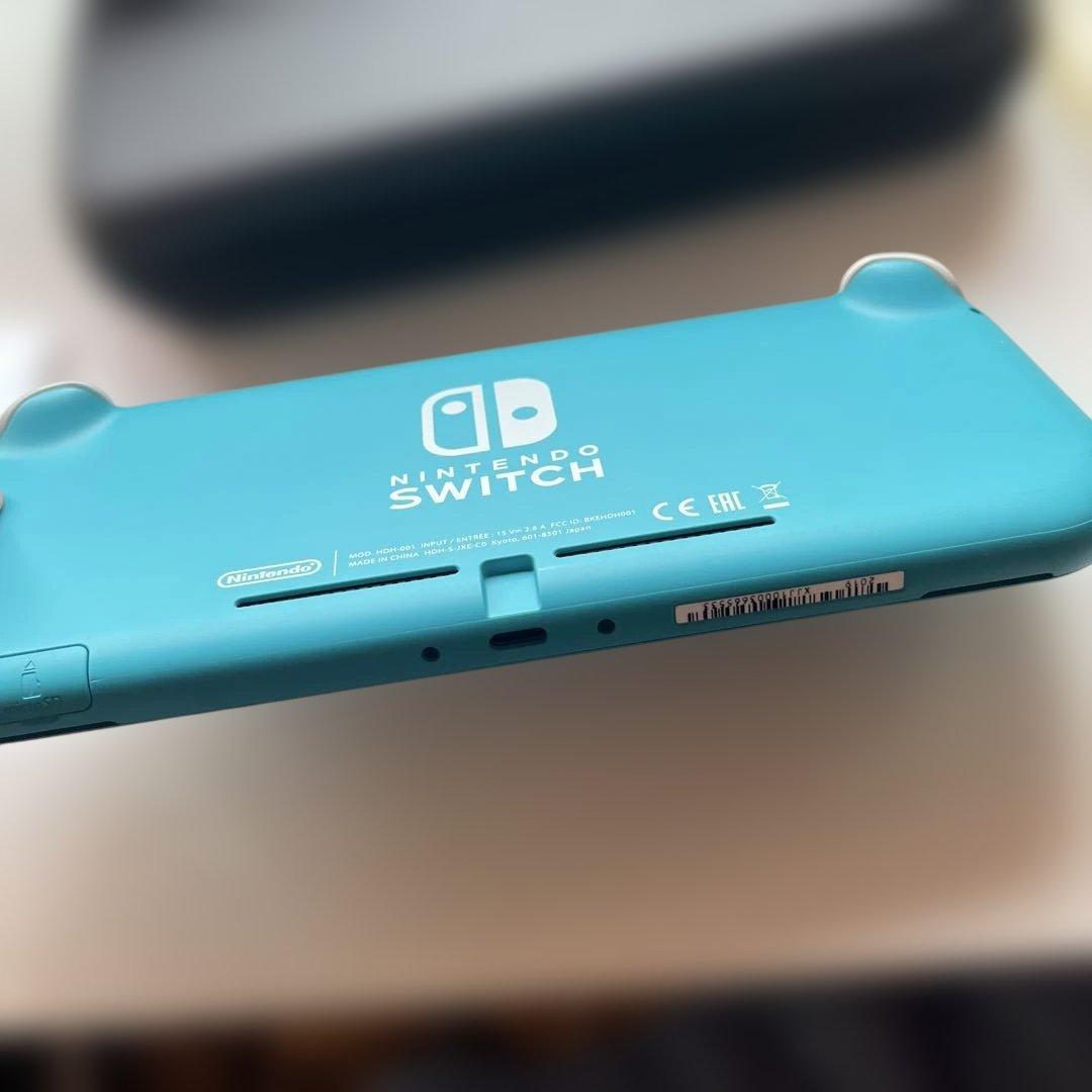 Nintendo Switch Lite ターコイズ 本体は+周辺機器+ケース