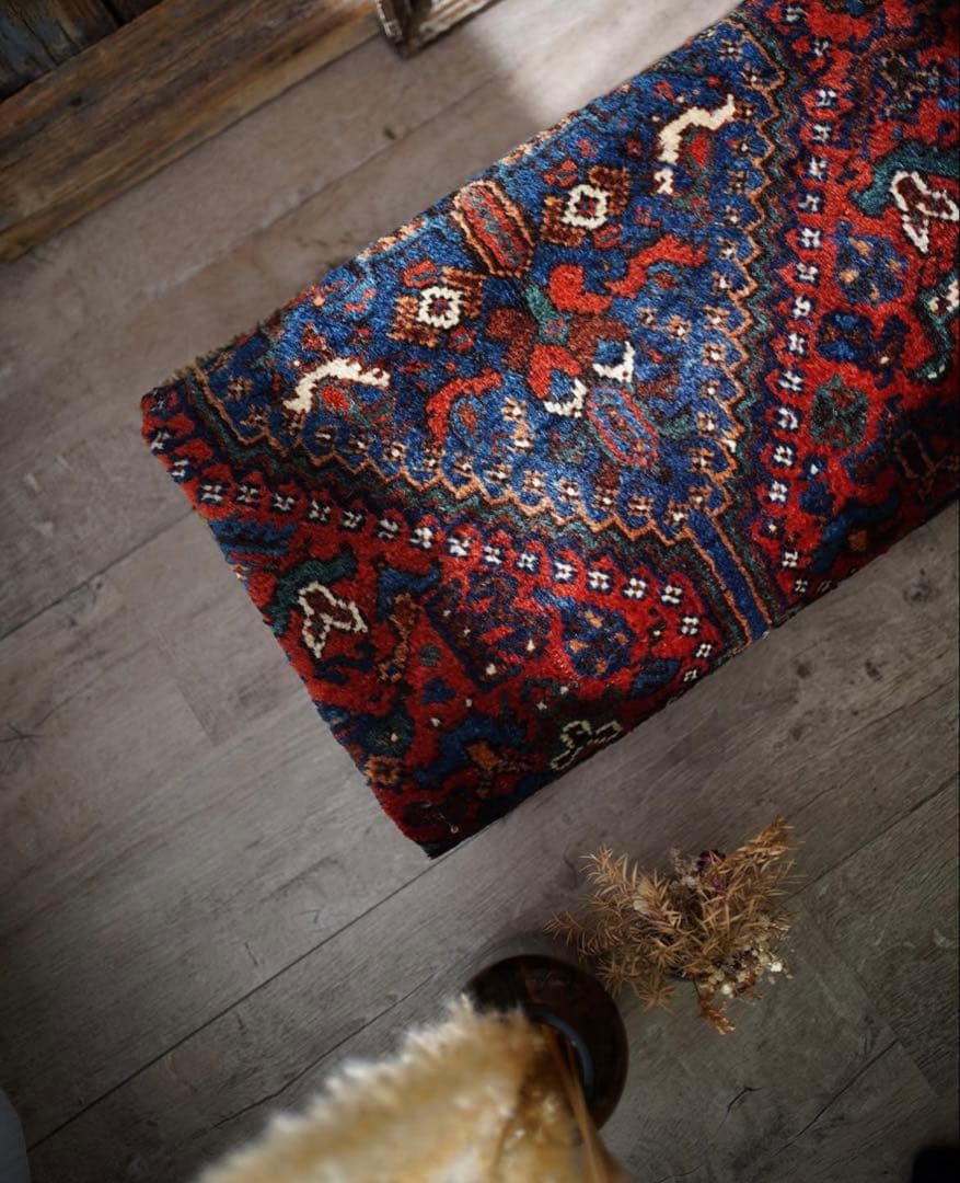 シラーズ　トライバルラグ　ヴィンテージラグ