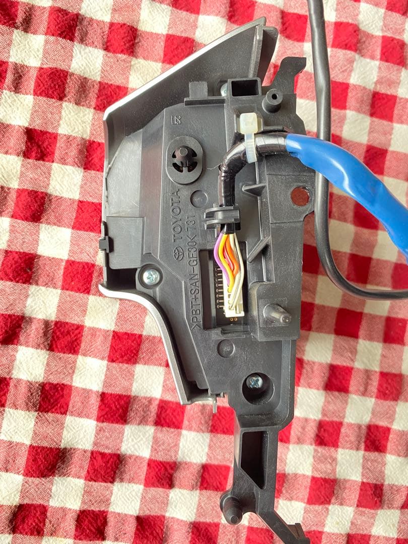 ハイエース スーパーGL 6型 ステアリングスイッチ