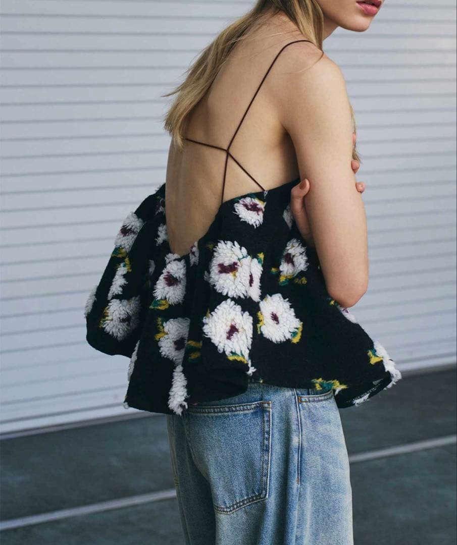 AKTE新品未使用ボアキャミソール