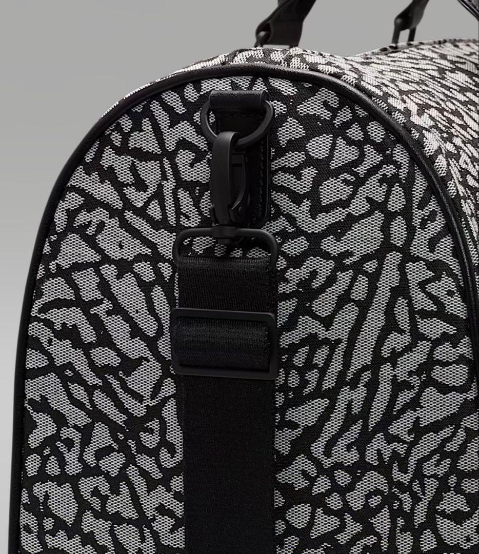 JORDAN ICON ダッフルバッグ ボストンバッグ　25L