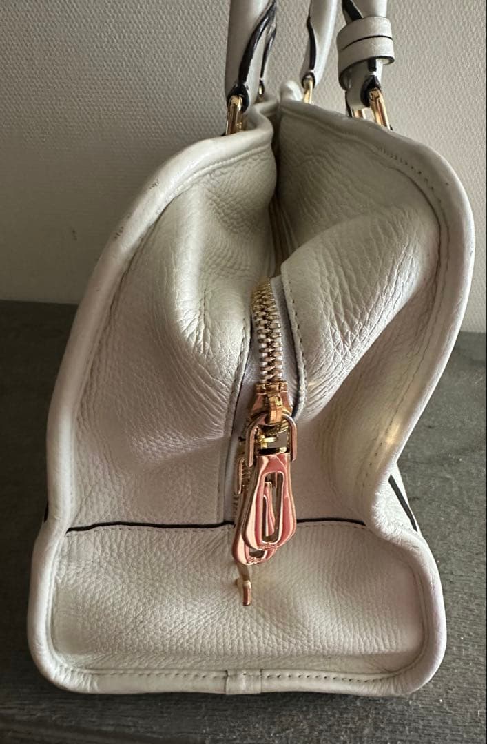 うどん　ロエベ　アマソナ　36